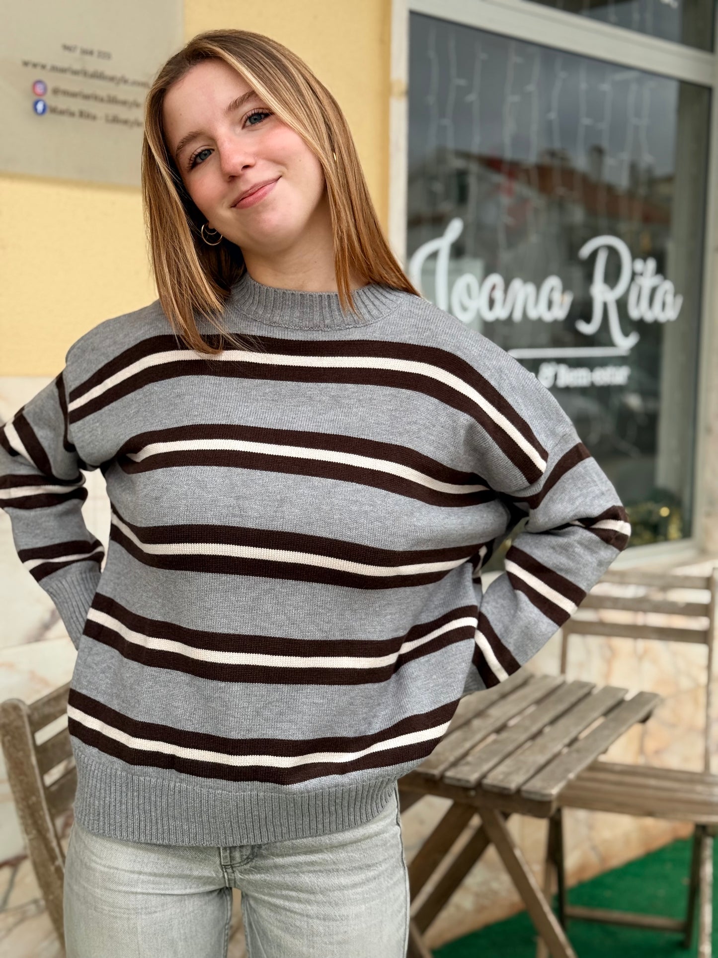 Canisola de malha às riscas