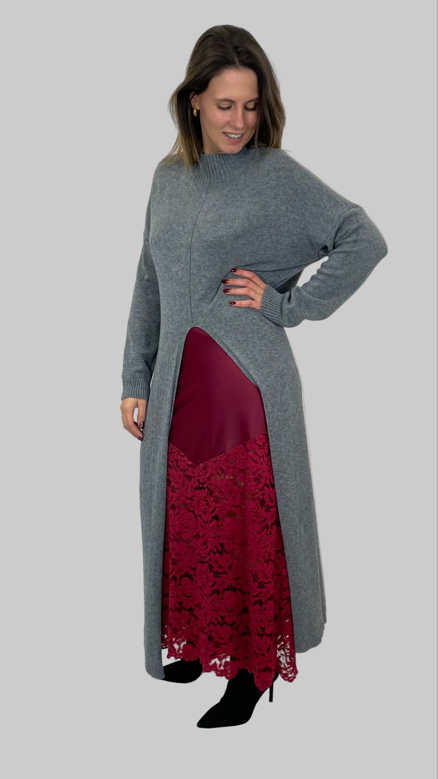 Vestido de malha com abertura