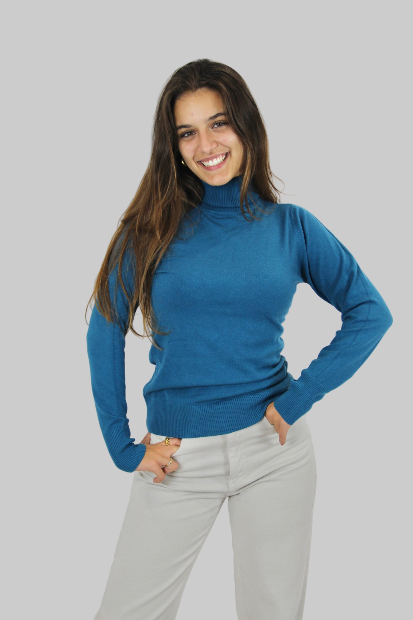 Camisola Básica de Malha com Gola Alta