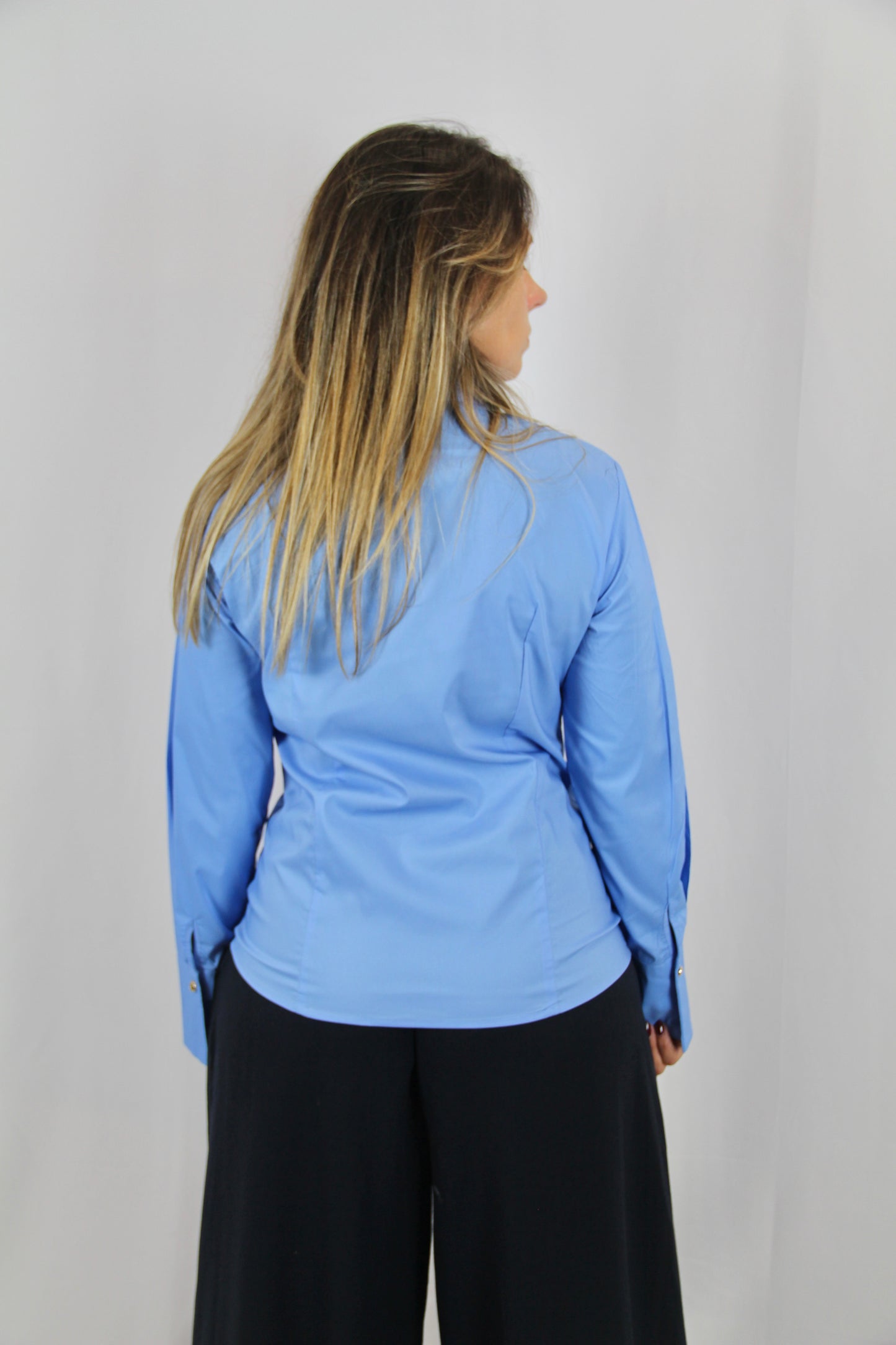 Camisa em popelina