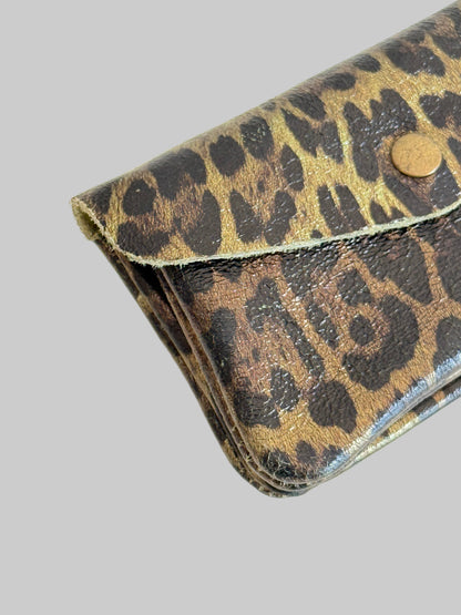 Carteira em pele print animal