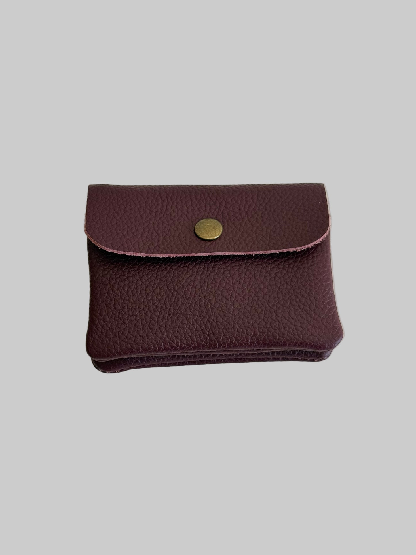 Carteira em pele pequena